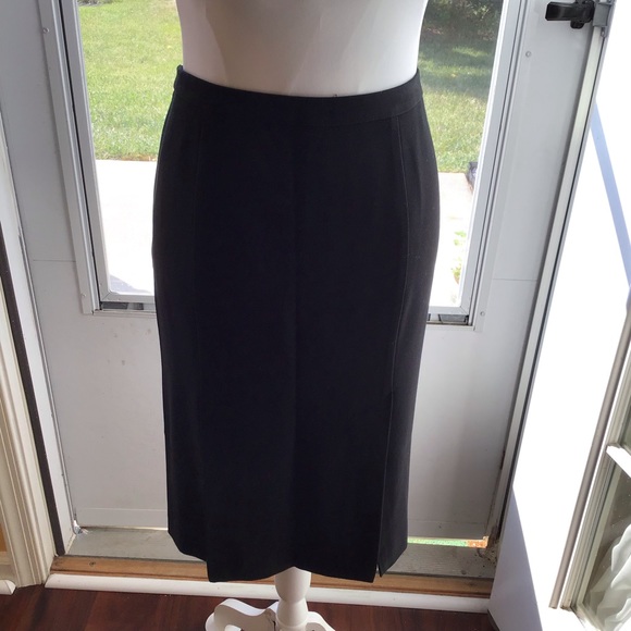 BCBGMaxAzria Dresses & Skirts - BCBGMaxAzia Black Straight Skirt Sz 8